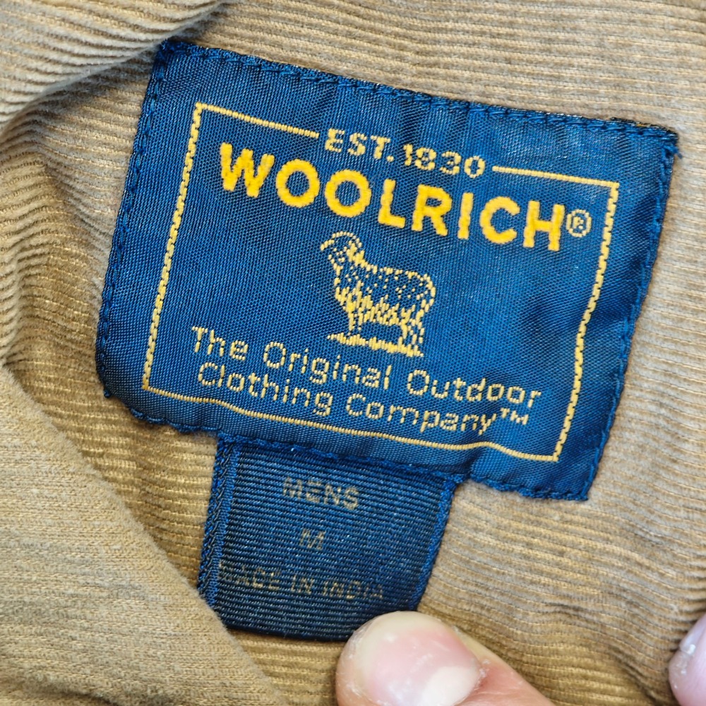 Woolrich Mens Corduroy Button Down Shirt Tan Khaki Long Sleeve Size Medium - Picture 6 of 8